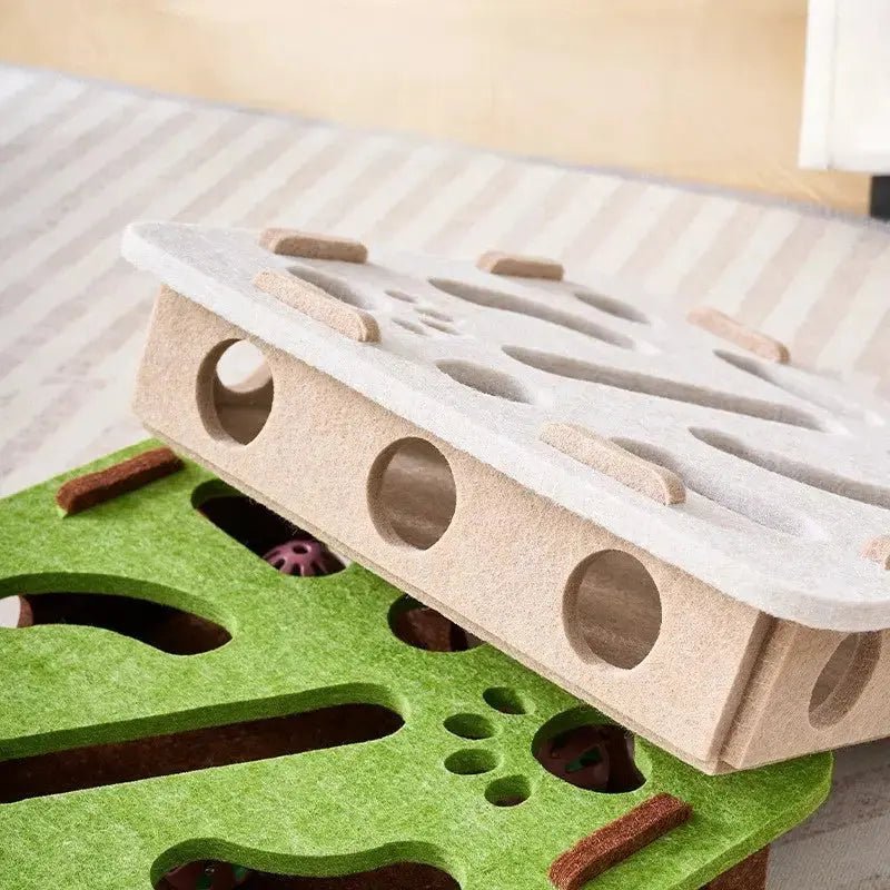Jeu labyrinthe en feutre pour chat - ManiacPets