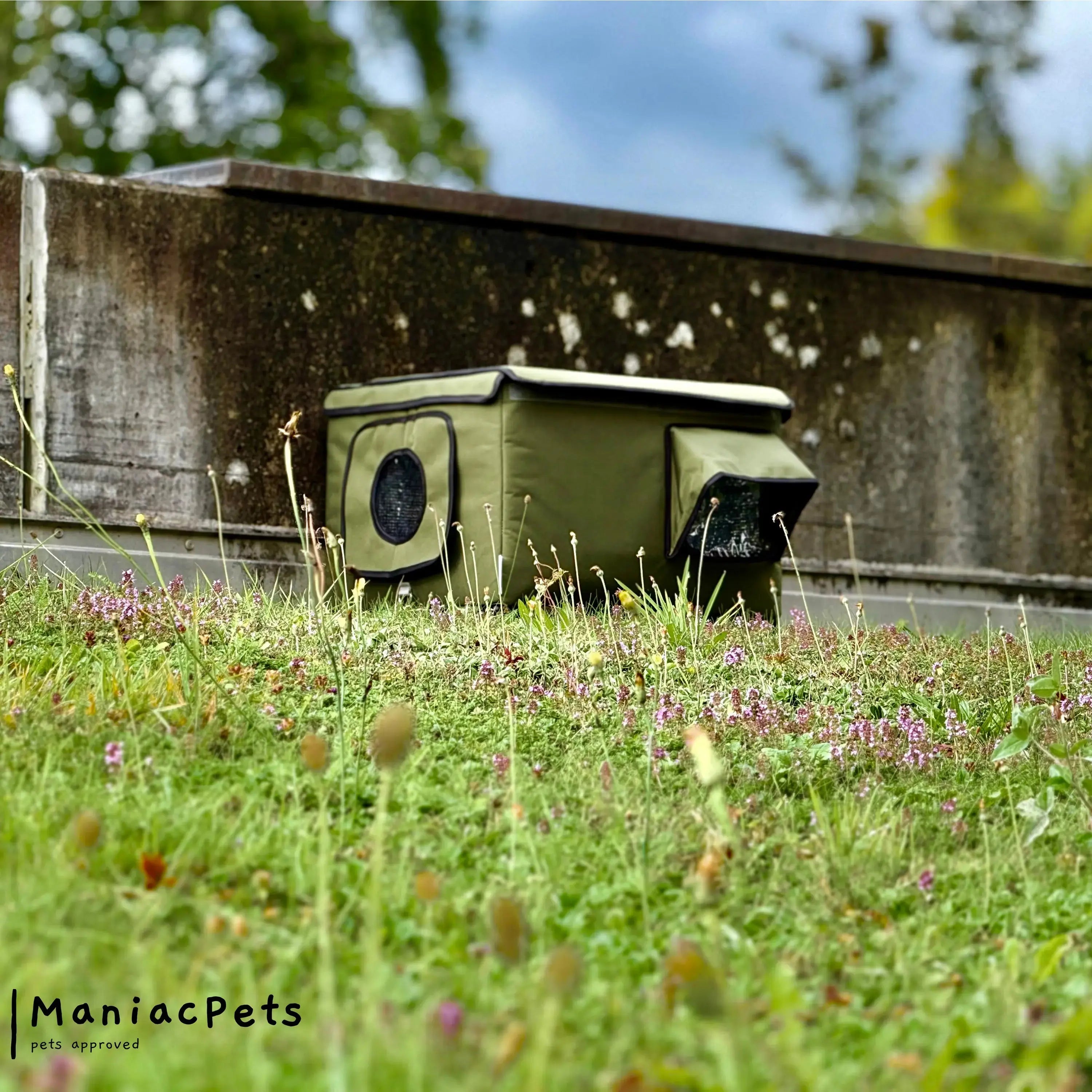 ManiacPets House ManiacPets